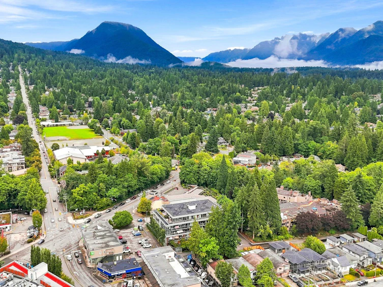 401-1327 Draycott Road, North Vancouver, BC, V7J 1W1 - 33
