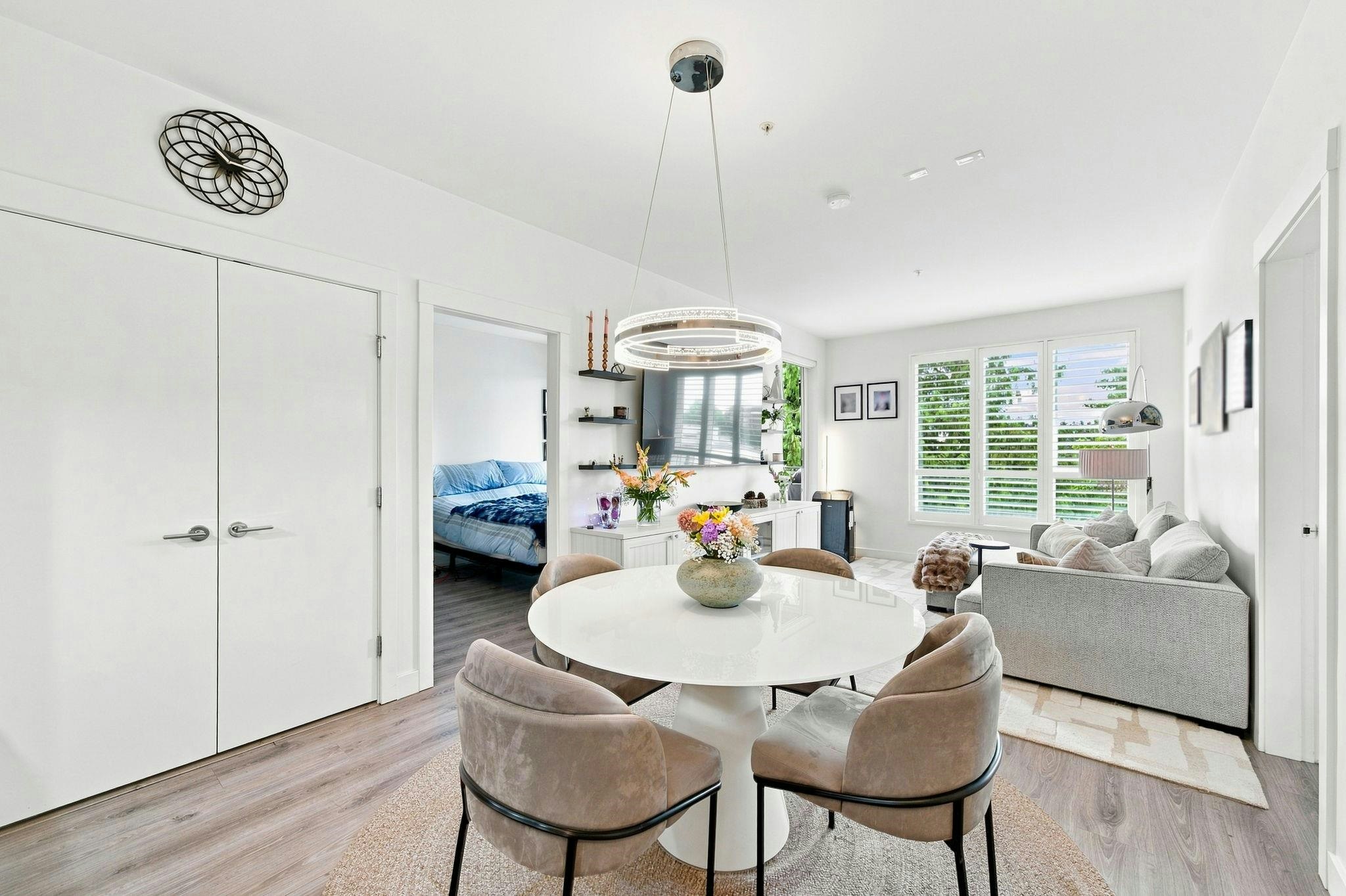 401-1327 Draycott Road, North Vancouver, BC, V7J 1W1 - 9