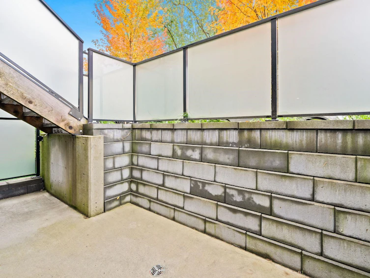 107-650 E 2nd Street, North Vancouver, BC, V7L 1E3 - 26