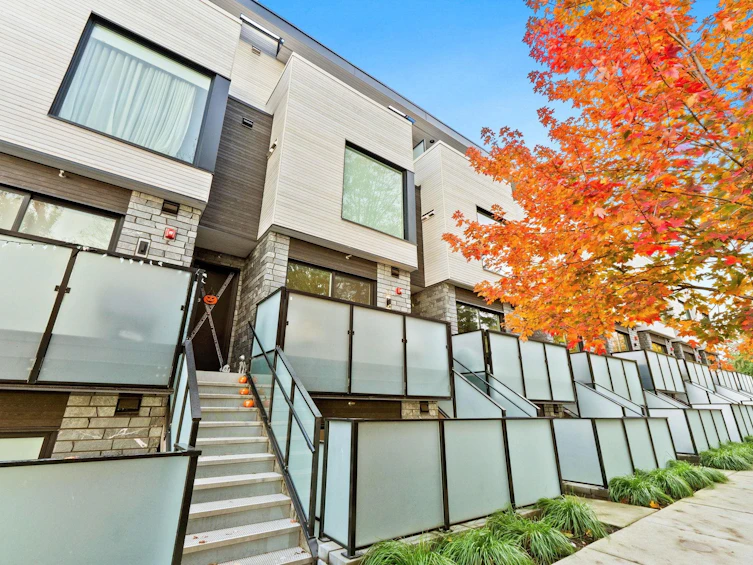 107-650 E 2nd Street, North Vancouver, BC, V7L 1E3 - 30