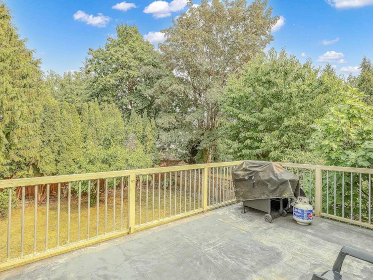 9012 145a Street, Surrey, BC, V3R 7Y4 - 20