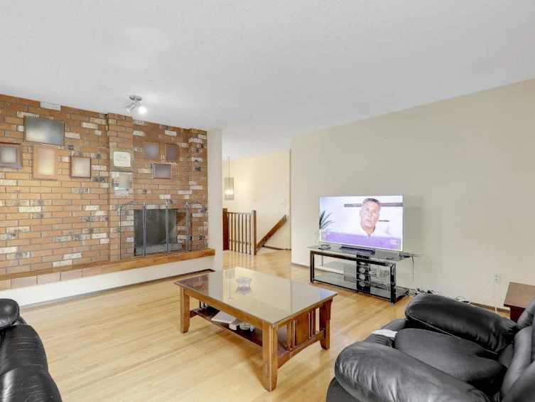 9012 145a Street, Surrey, BC, V3R 7Y4 - 18