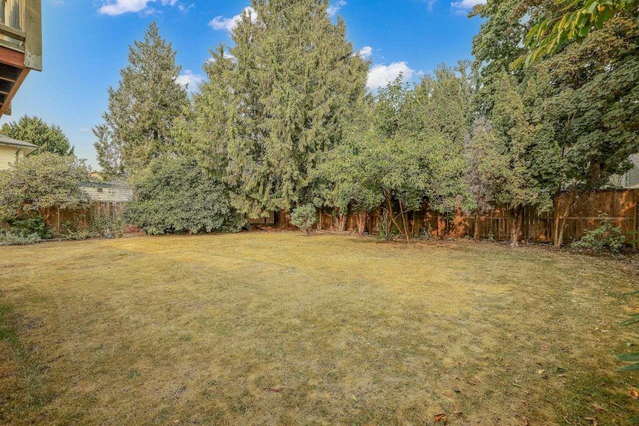 9012 145a Street, Surrey, BC, V3R 7Y4 - 39
