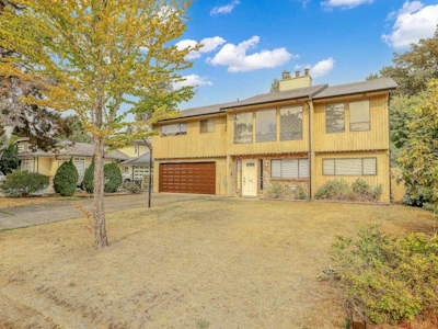 9012 145a Street - 3