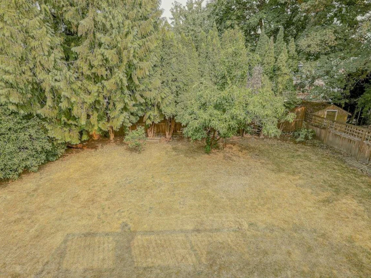 9012 145a Street, Surrey, BC, V3R 7Y4 - 21