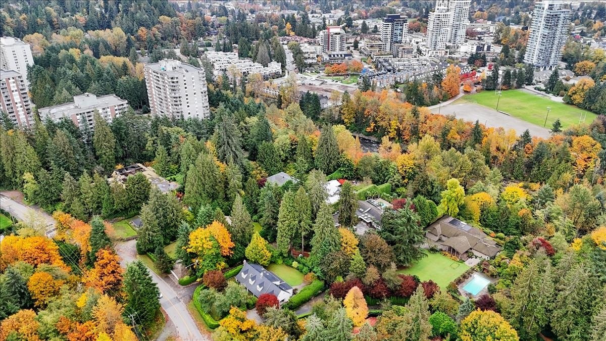 360 Keith Road, West Vancouver, BC, V7T 1L7 - 31