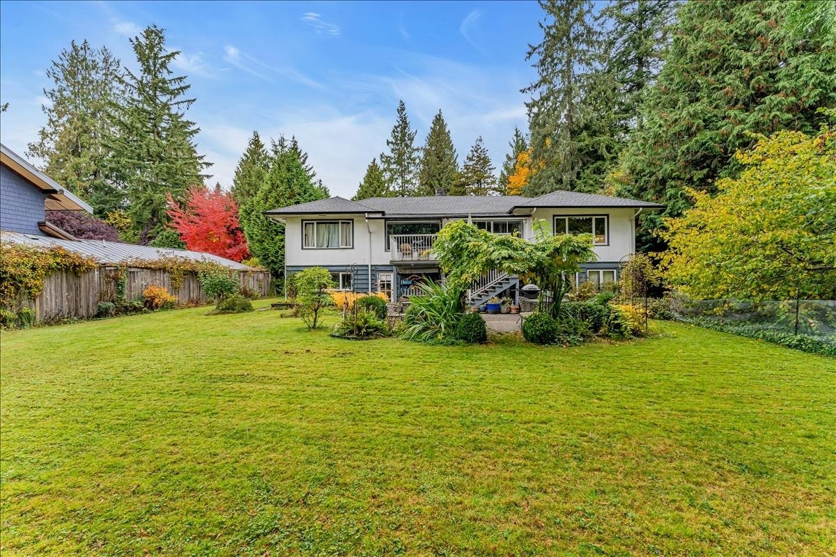 360 Keith Road, West Vancouver, BC, V7T 1L7
