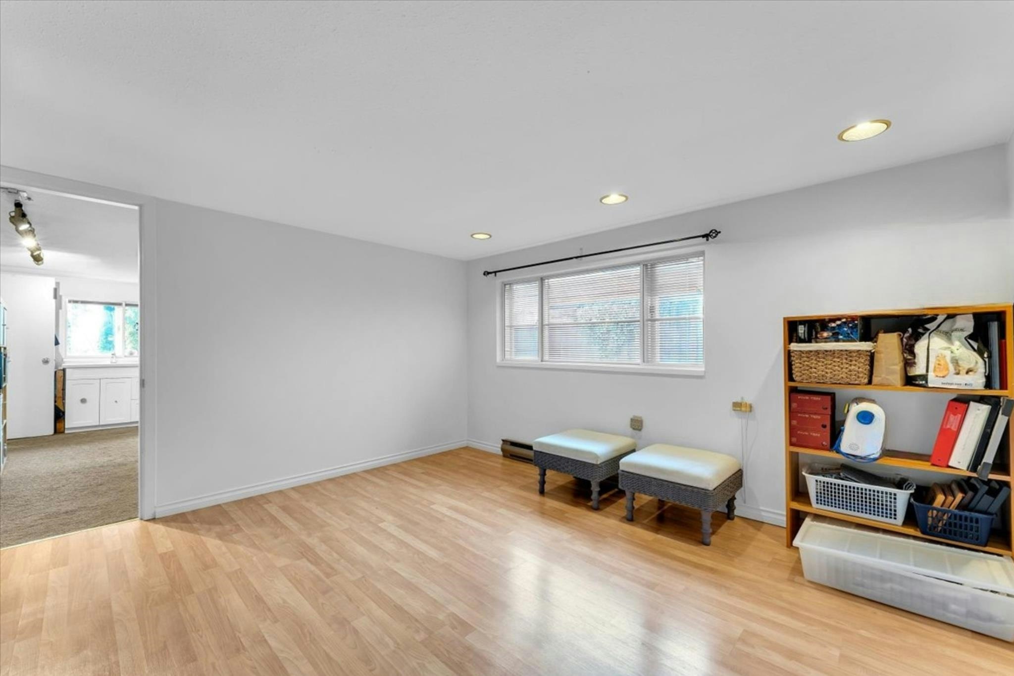 360 Keith Road, West Vancouver, BC, V7T 1L7 - 20