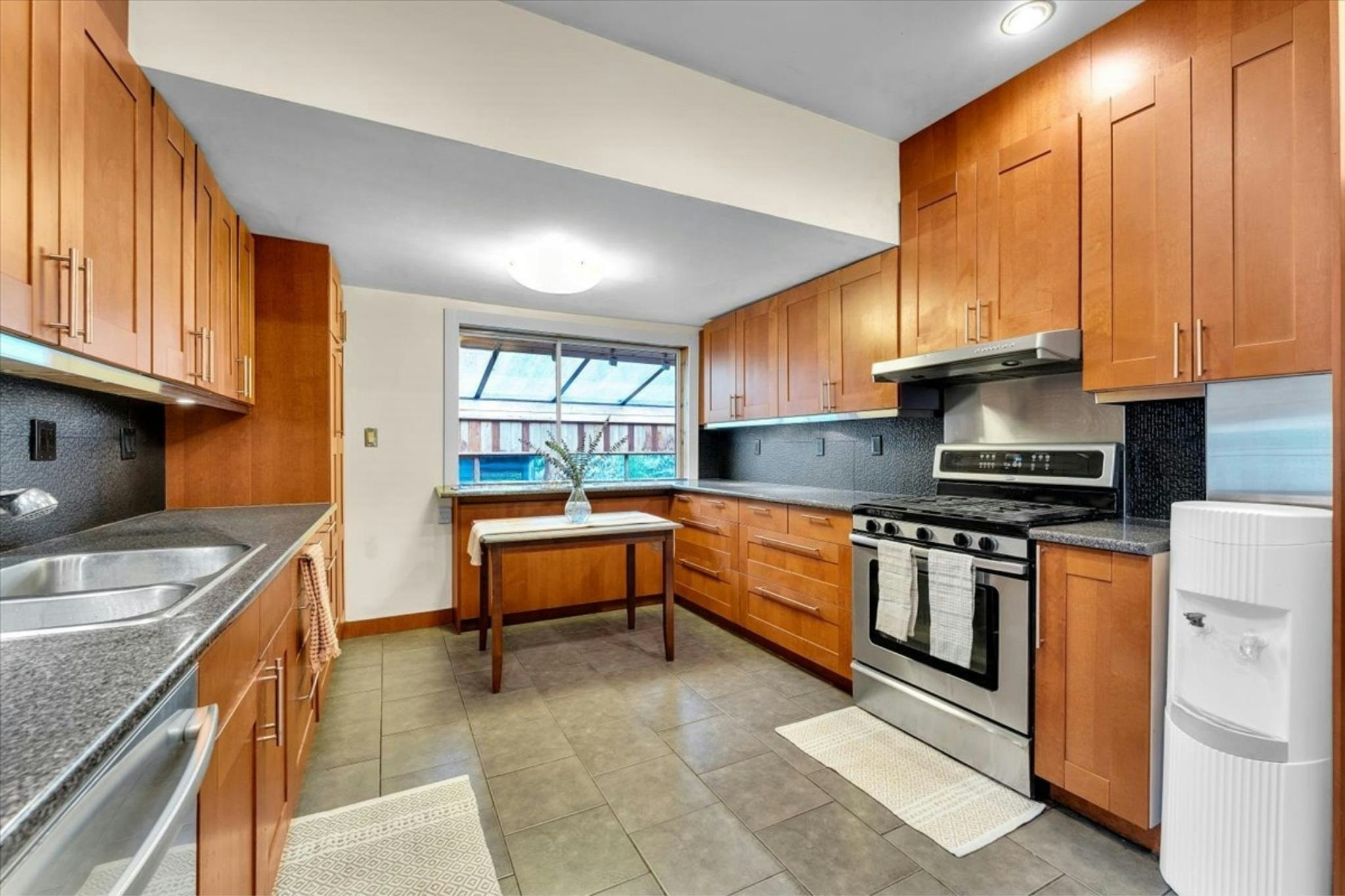 360 Keith Road, West Vancouver, BC, V7T 1L7 - 5