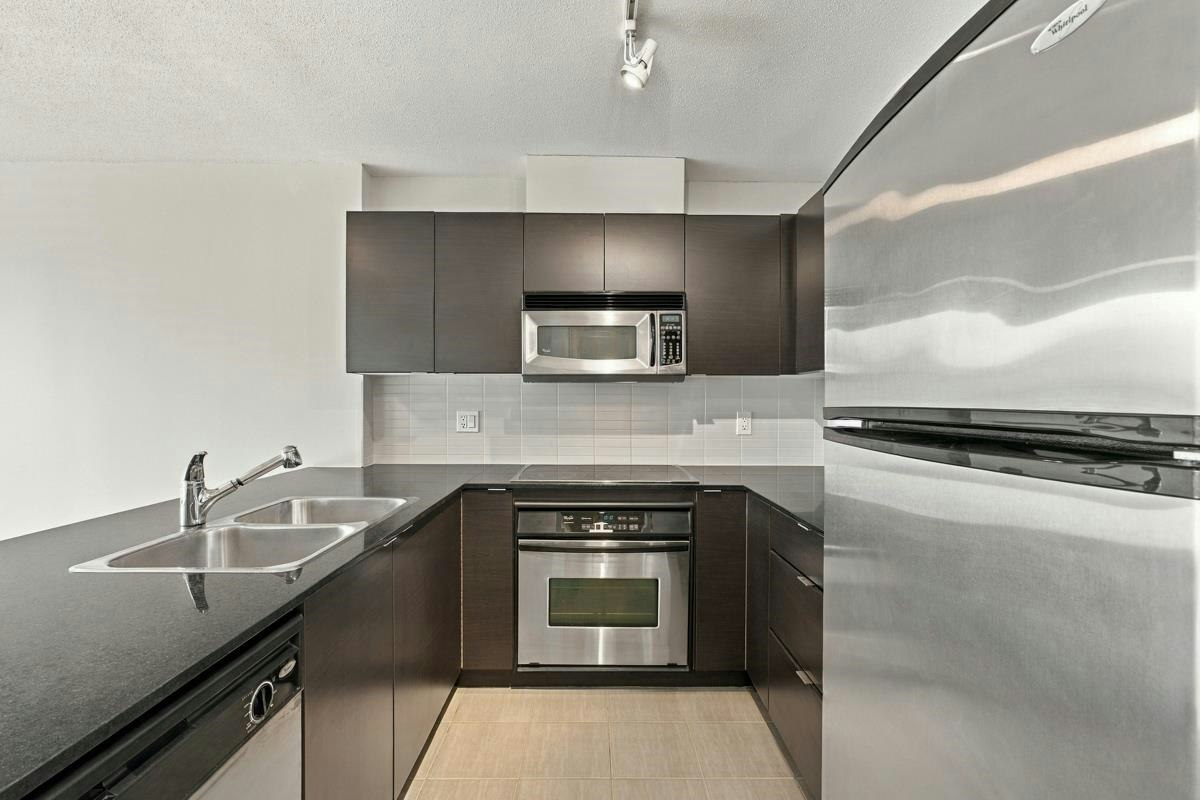 1207-4178 Dawson Street, Burnaby, BC, V5C 0A1 - 2