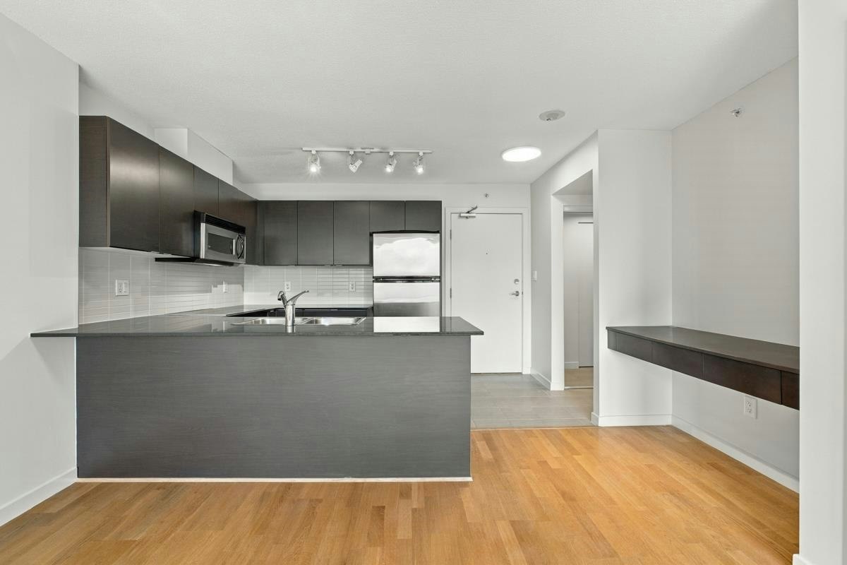 1207-4178 Dawson Street, Burnaby, BC, V5C 0A1 - 3