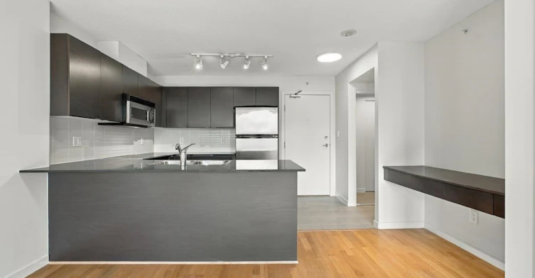 1207-4178 Dawson Street, Burnaby, BC, V5C 0A1 - 3
