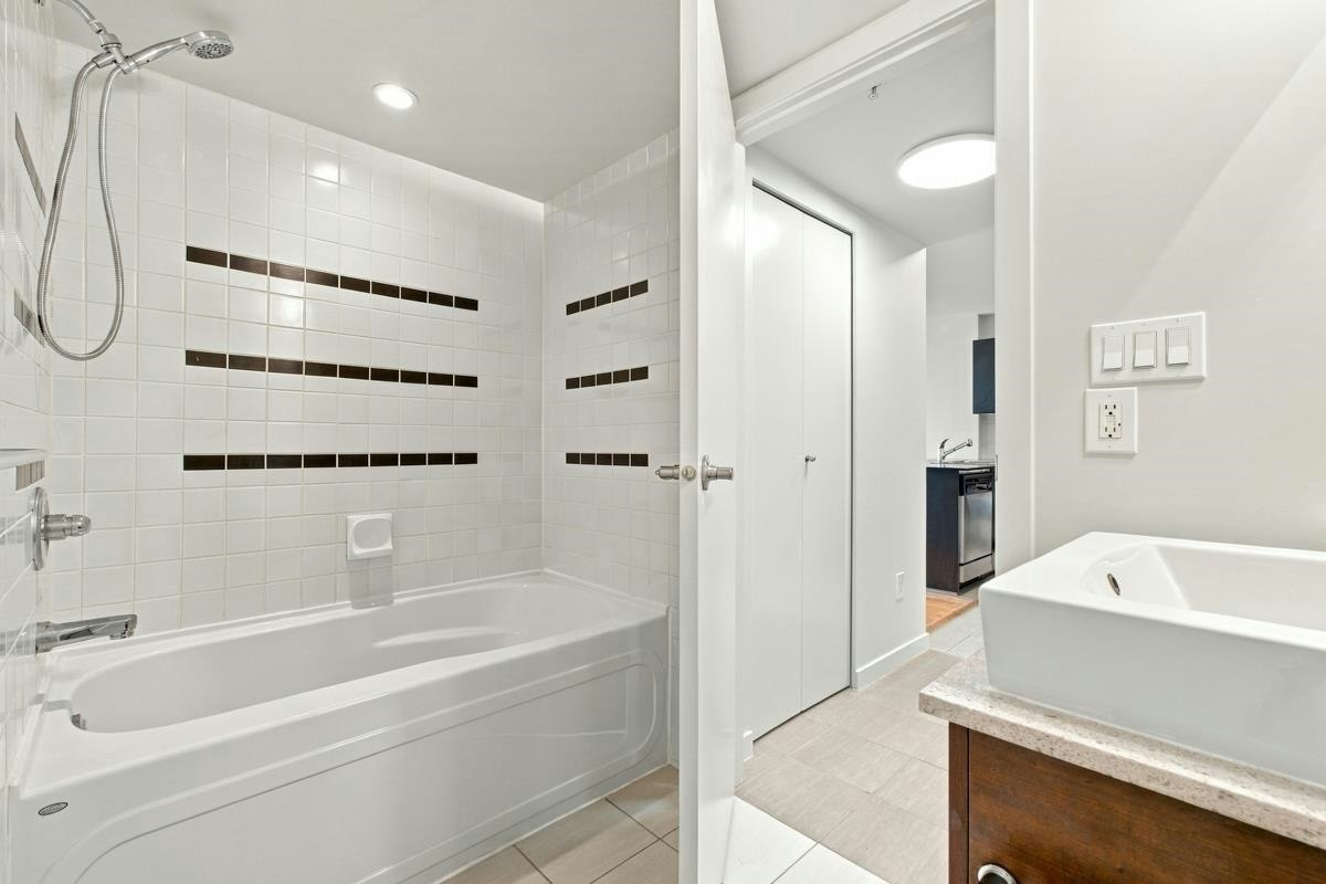 1207-4178 Dawson Street, Burnaby, BC, V5C 0A1 - 15