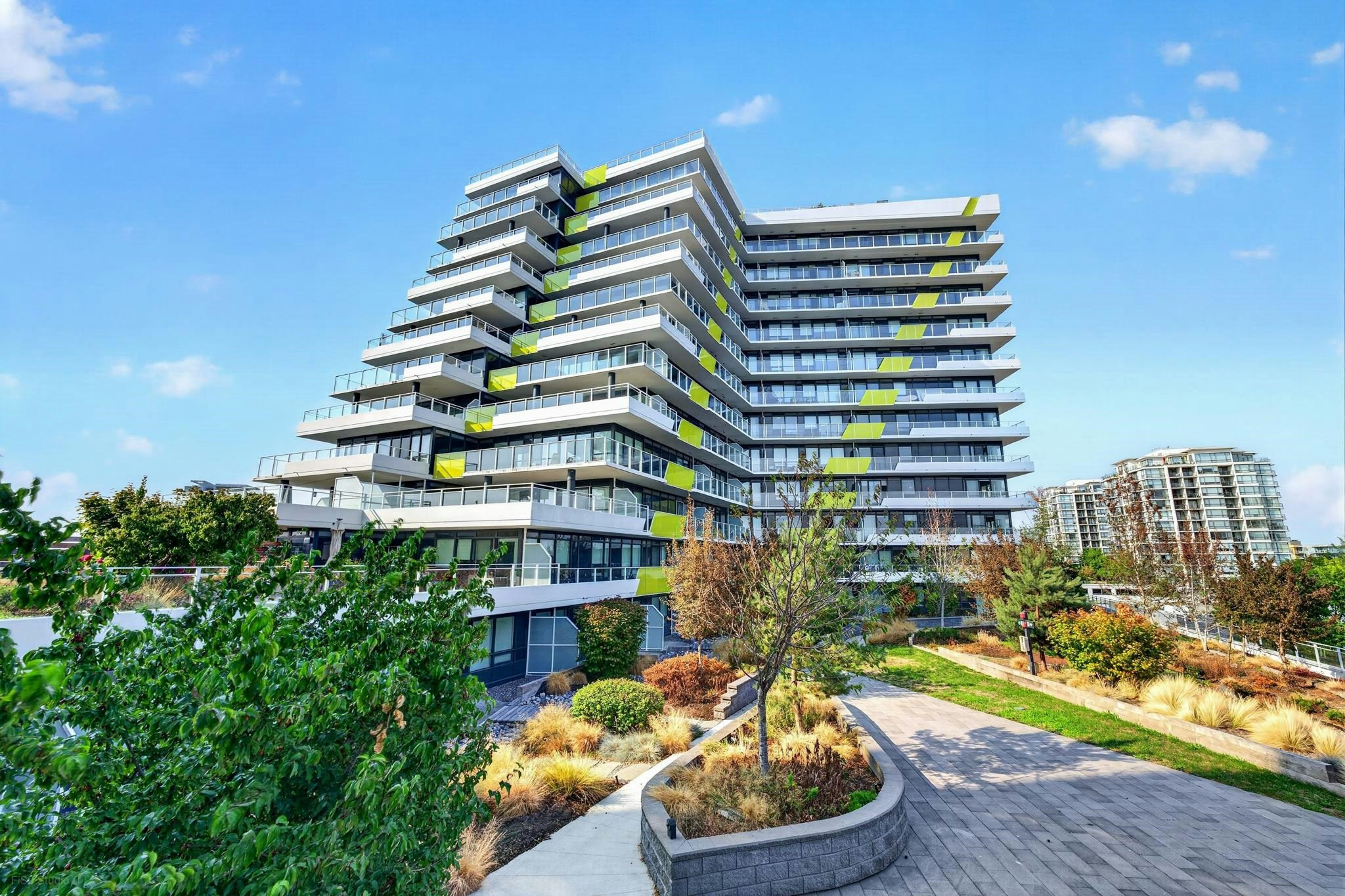 609-5788 Gilbert Road, Richmond, BC, V7C 0G1
