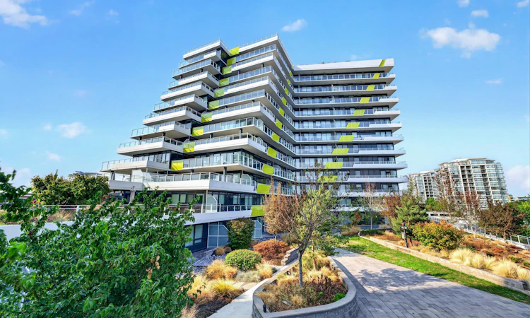 609-5788 Gilbert Road