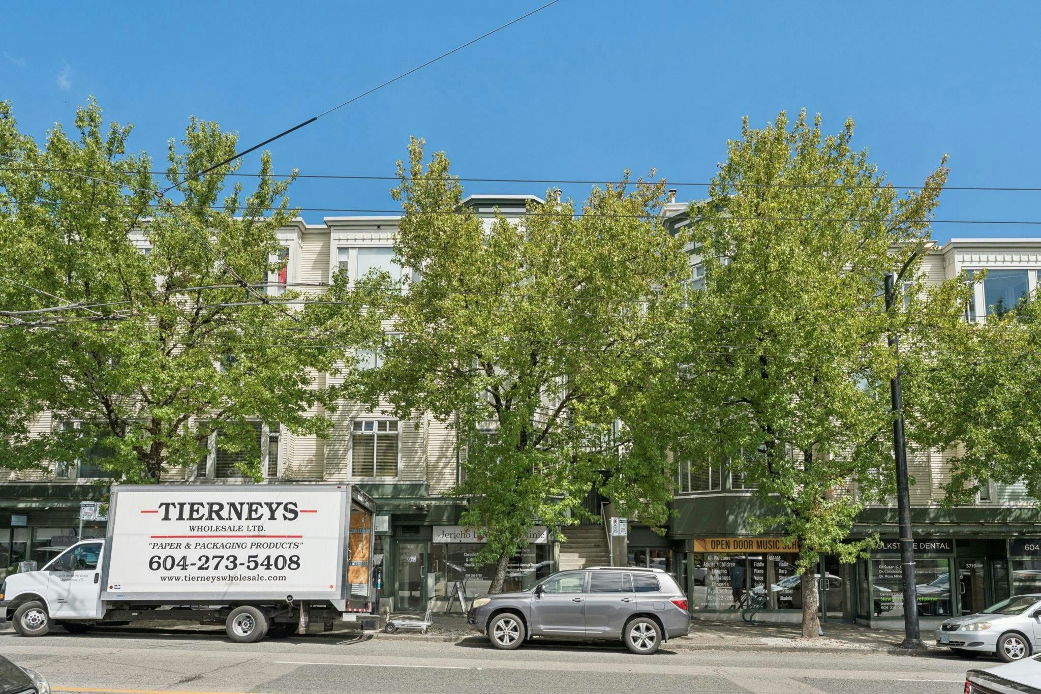 410-3727 W 10th Avenue, Vancouver, BC, V6R 2G5