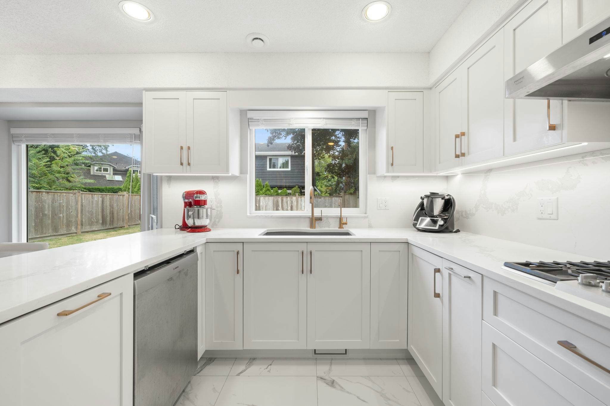 10540 Yarmish Drive, Richmond, BC, V7E 5E7 - 14