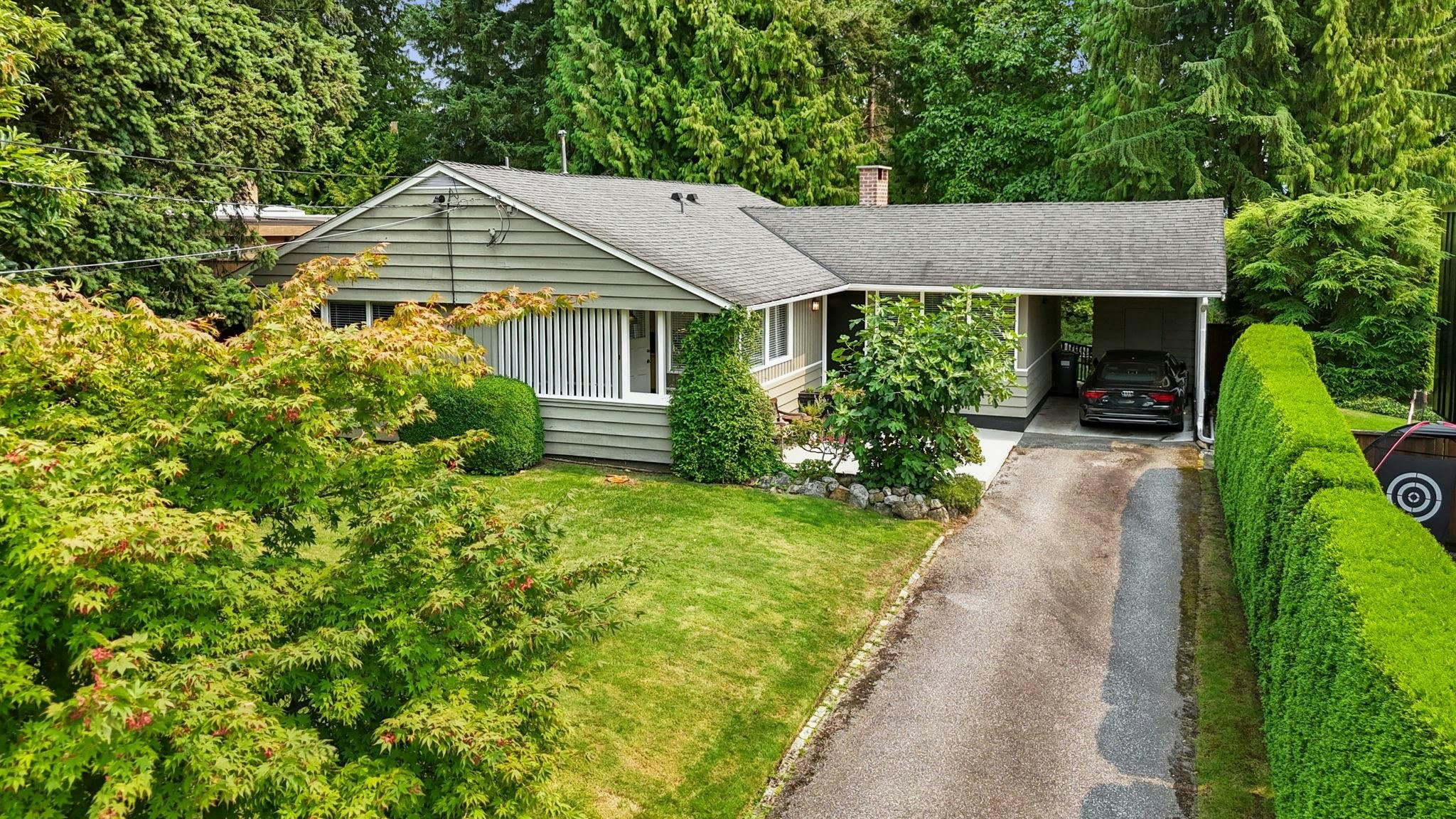 3046 Princess Avenue, North Vancouver, BC, V7N 2C8 - 37
