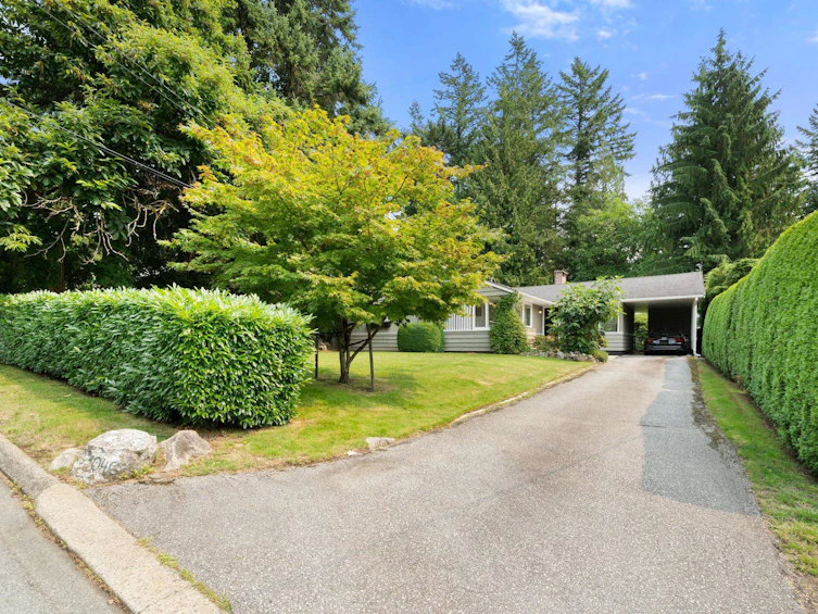 3046 Princess Avenue, North Vancouver, BC, V7N 2C8 - 36