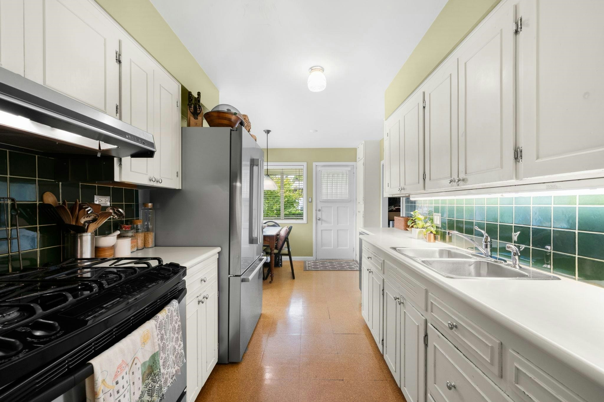 3046 Princess Avenue, North Vancouver, BC, V7N 2C8 - 18