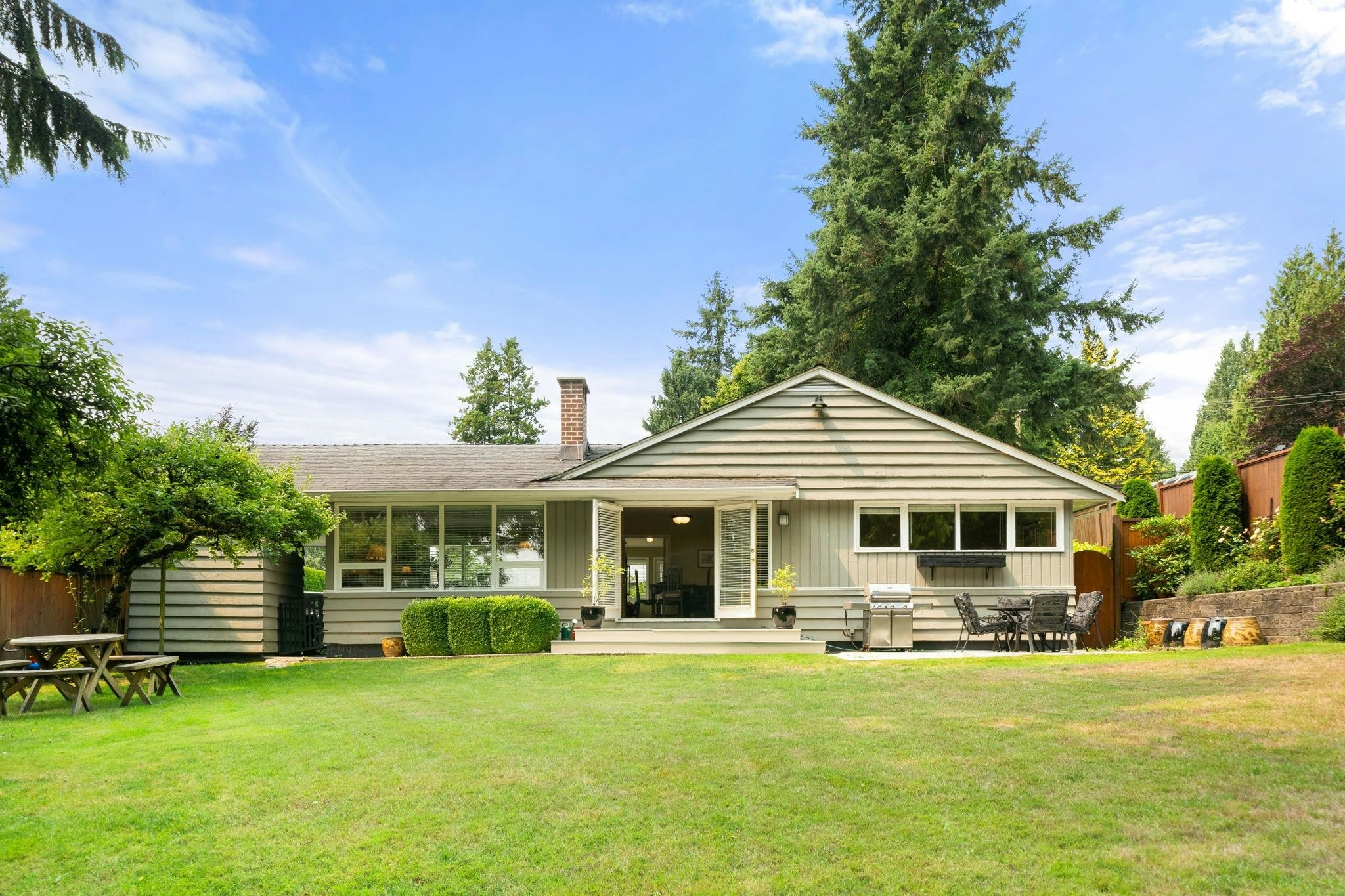 3046 Princess Avenue, North Vancouver, BC, V7N 2C8