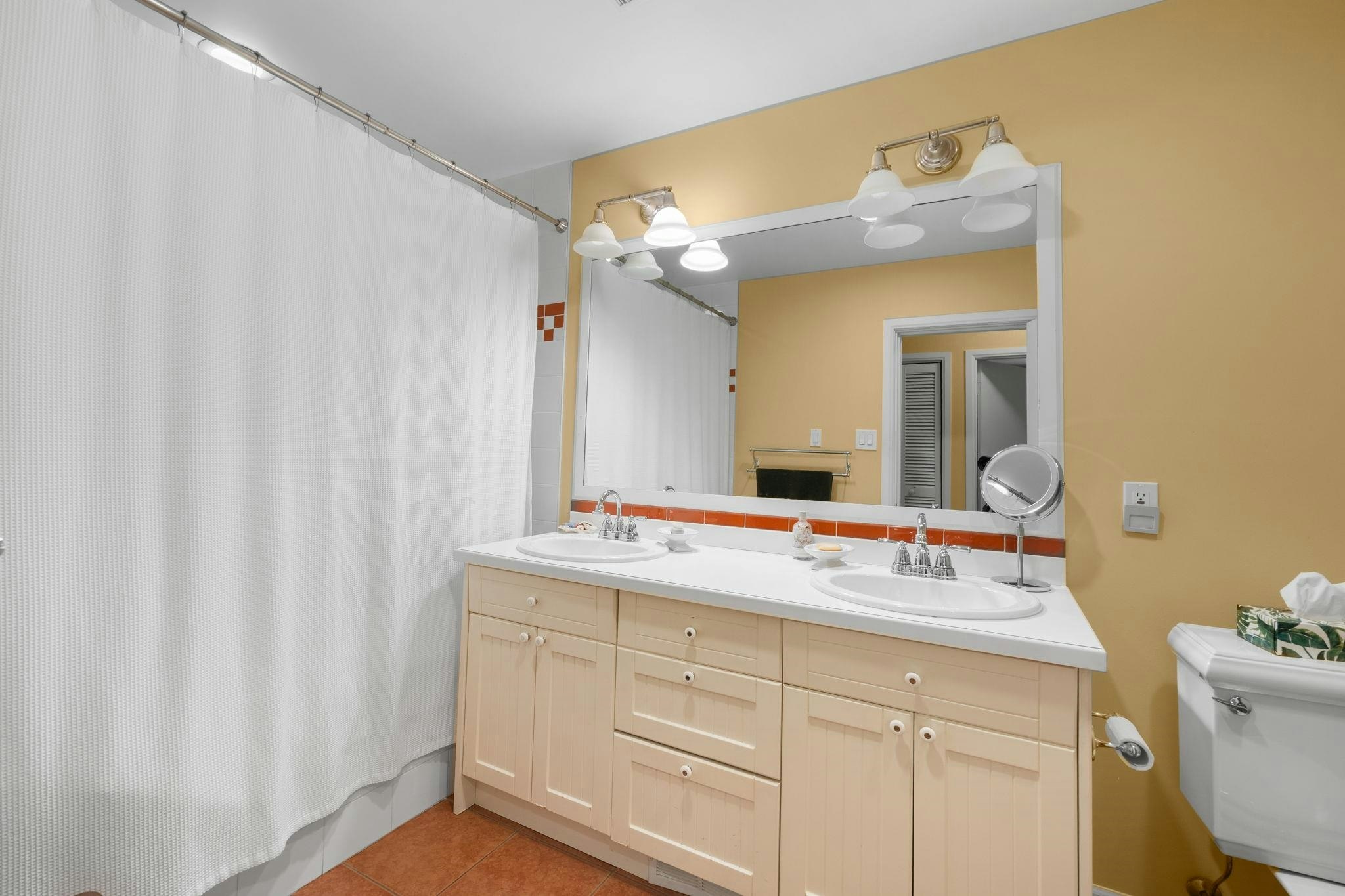 3046 Princess Avenue, North Vancouver, BC, V7N 2C8 - 21