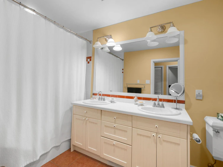 3046 Princess Avenue, North Vancouver, BC, V7N 2C8 - 21