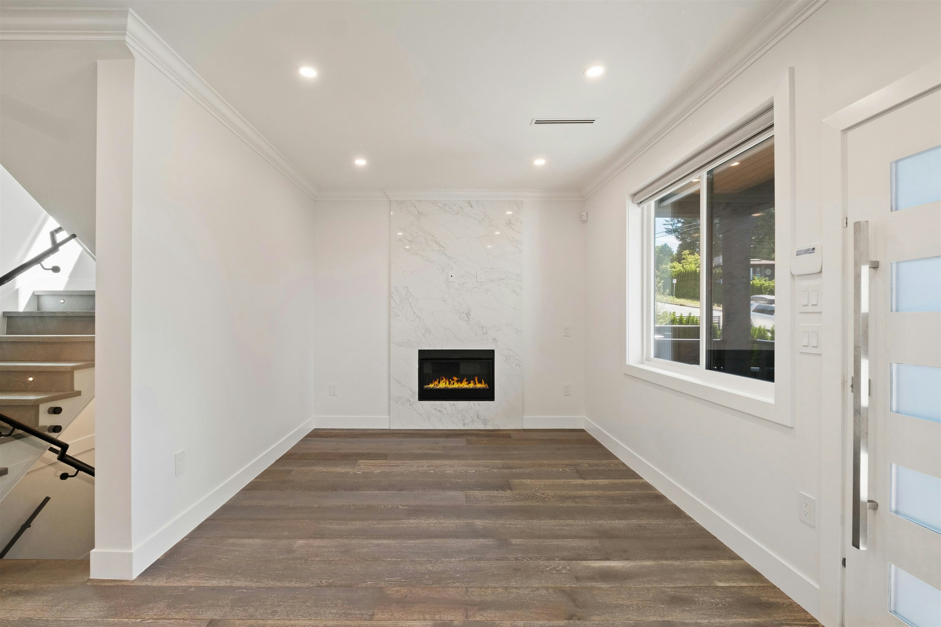 812 Montroyal Boulevard, North Vancouver, BC, V7R 2G6 - 7