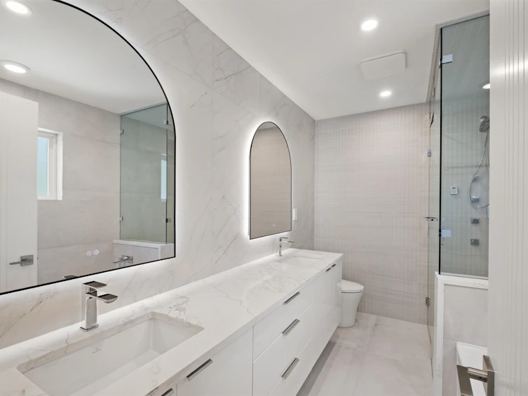 812 Montroyal Boulevard, North Vancouver, BC, V7R 2G6 - 14