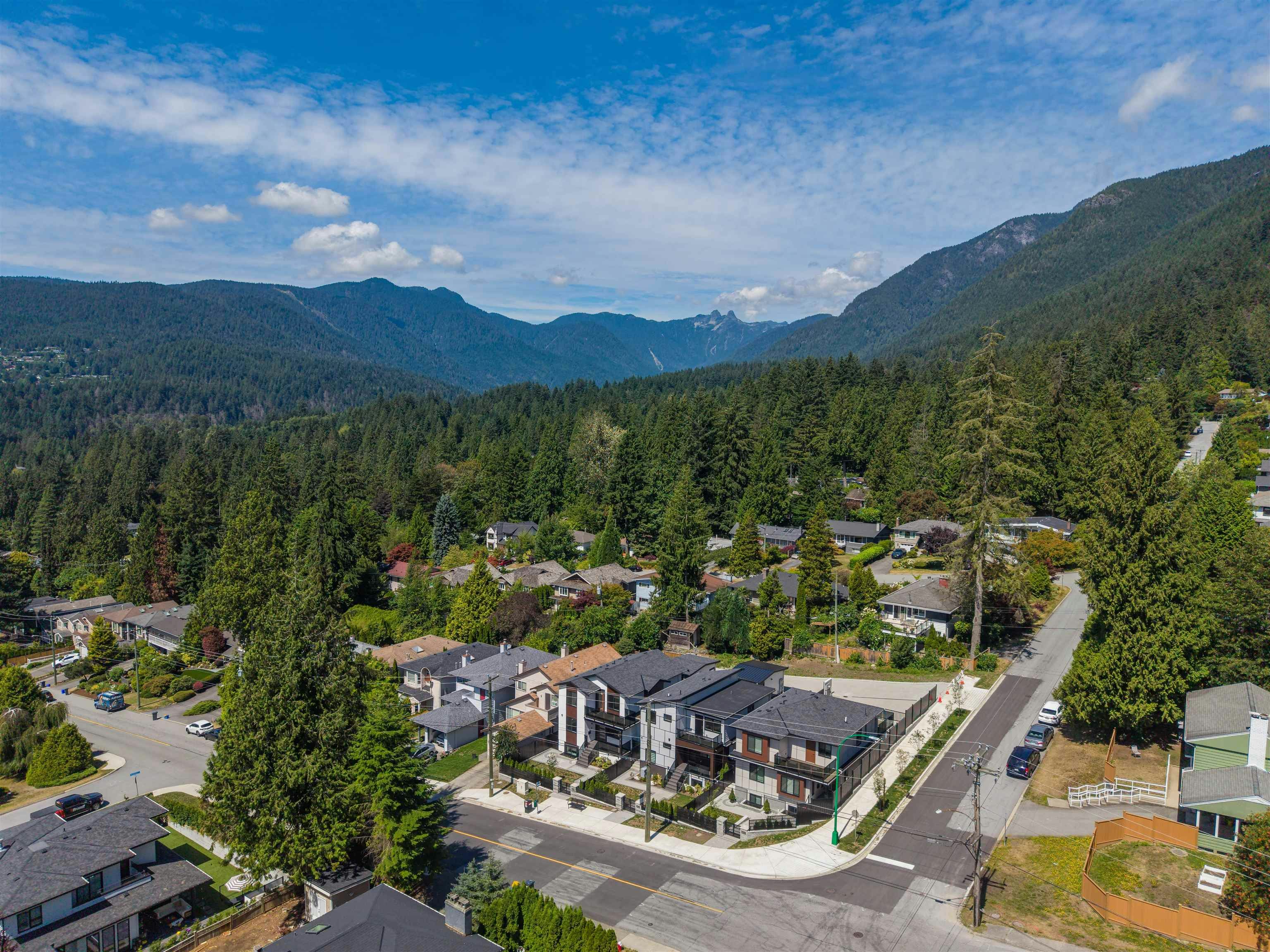 812 Montroyal Boulevard, North Vancouver, BC, V7R 2G6 - 24