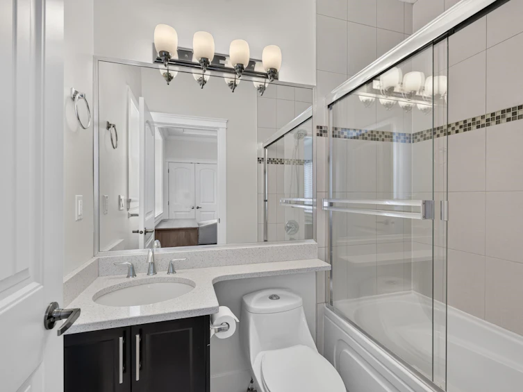 1010 E 55th Avenue, Vancouver, BC, V5X 1N9 - 25