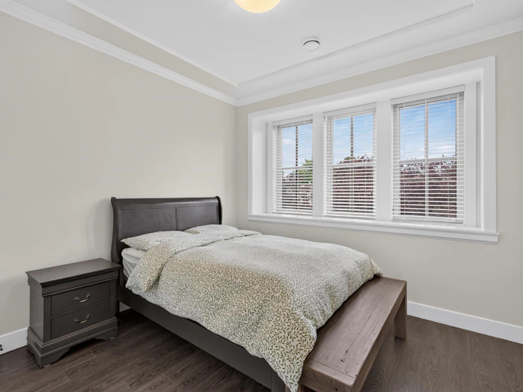 1010 E 55th Avenue, Vancouver, BC, V5X 1N9 - 24