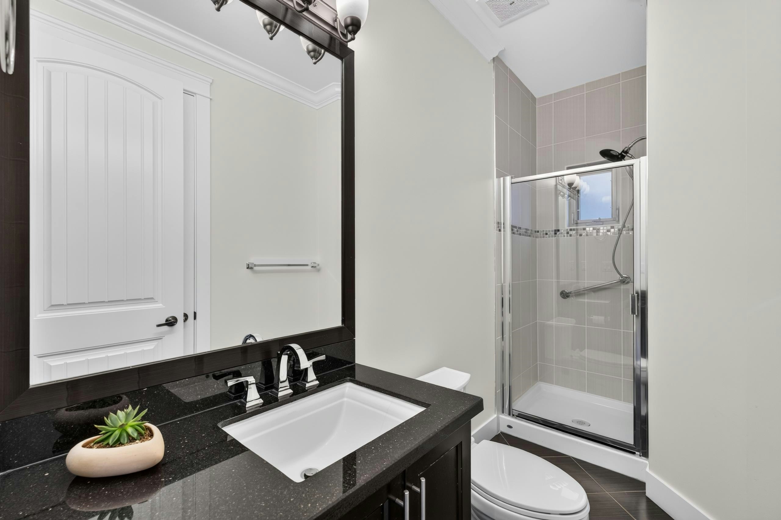 1010 E 55th Avenue, Vancouver, BC, V5X 1N9 - 18