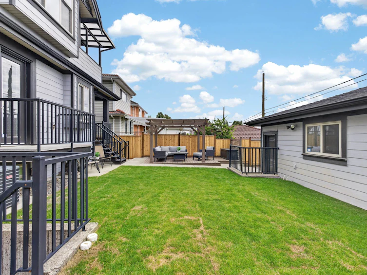 1010 E 55th Avenue, Vancouver, BC, V5X 1N9 - 37