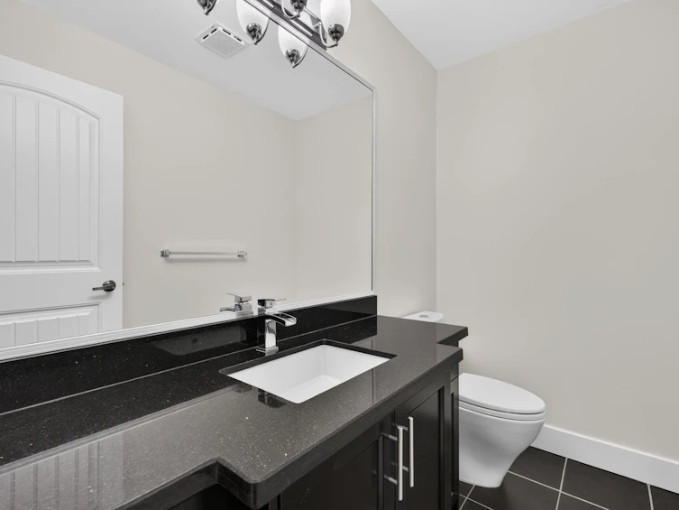 1010 E 55th Avenue, Vancouver, BC, V5X 1N9 - 33