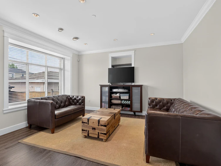 1010 E 55th Avenue, Vancouver, BC, V5X 1N9 - 14