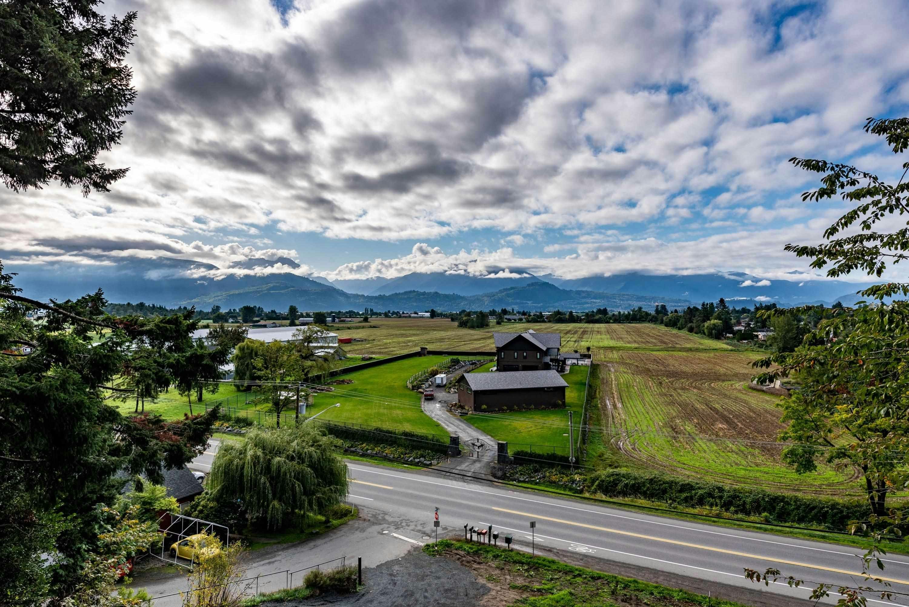 47005 Yale Road, Chilliwack, BC, V2P 2S6 - 40