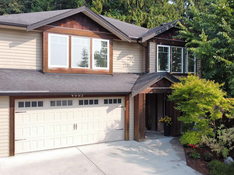 4995 Bay Road, Sechelt BC