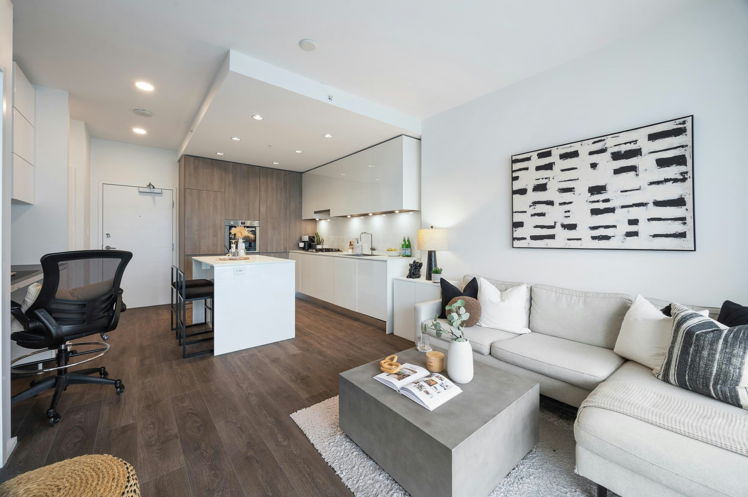 1104-4650 Brentwood Boulevard - 4