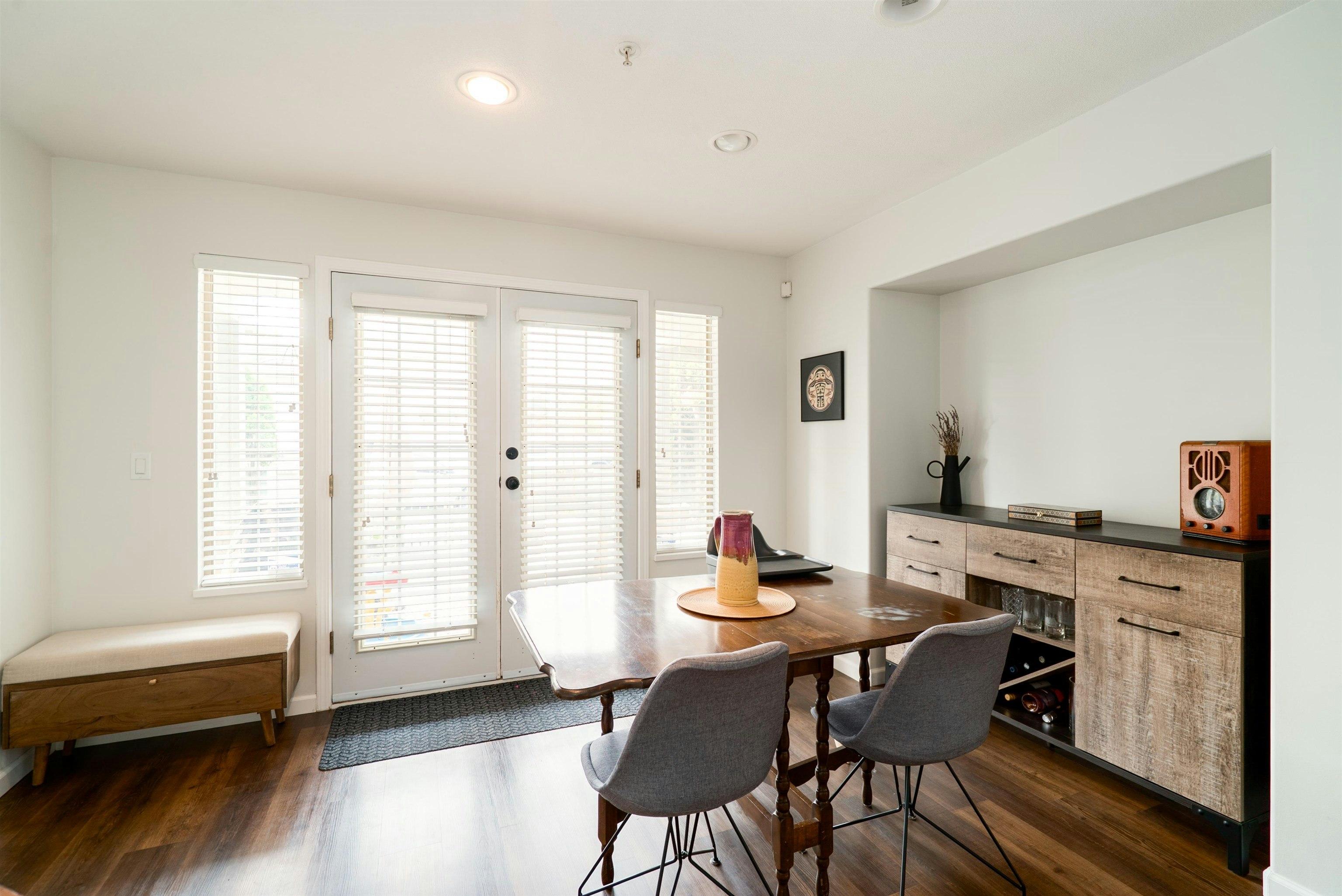 4-1255 Riverside Drive - 5
