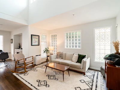 4-1255 Riverside Drive - 3