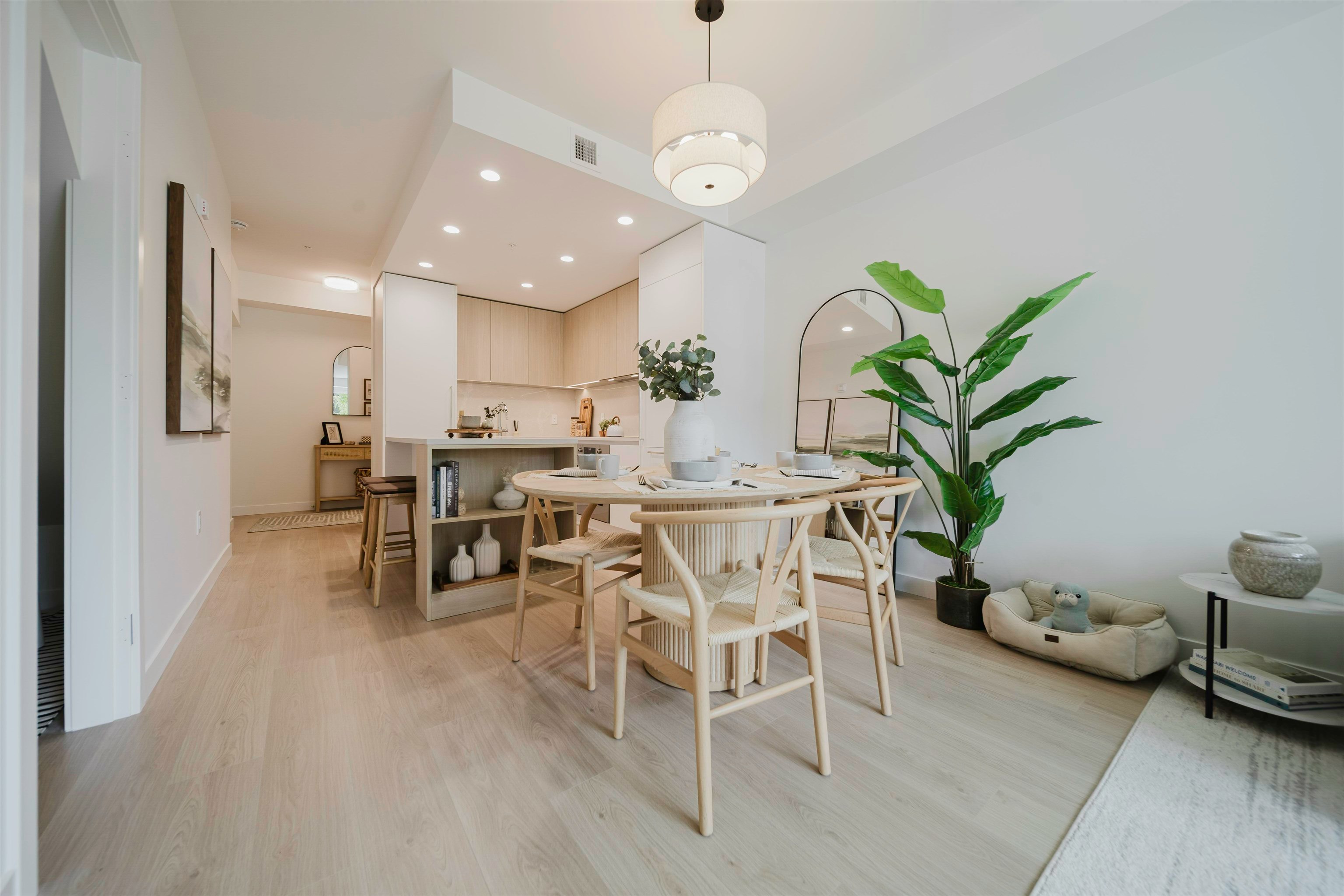 106-595 Kemsley Avenue, Coquitlam, BC, V3J 0T4