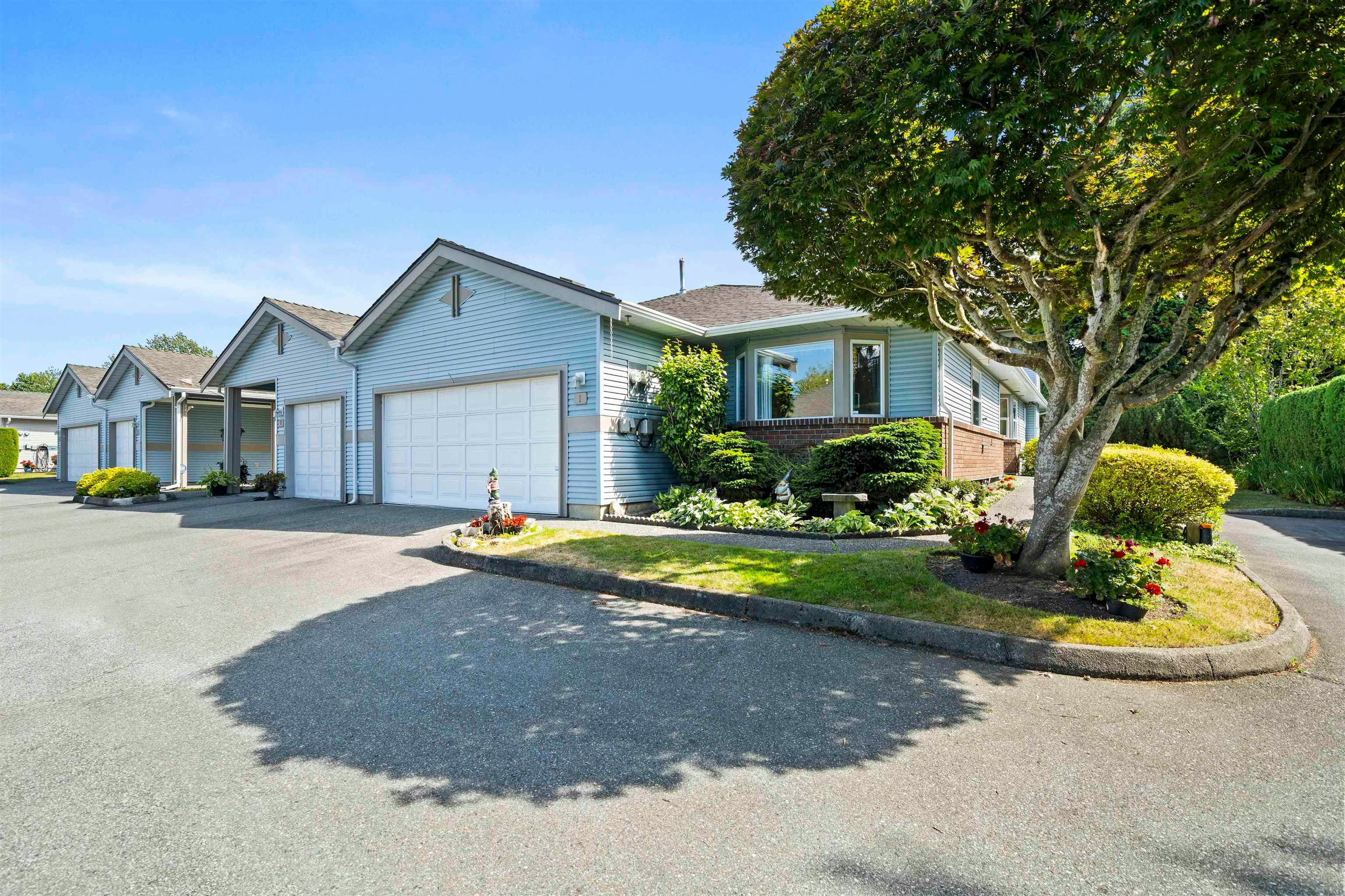 1-8889 212 Street, Langley, BC, V1M 2E8