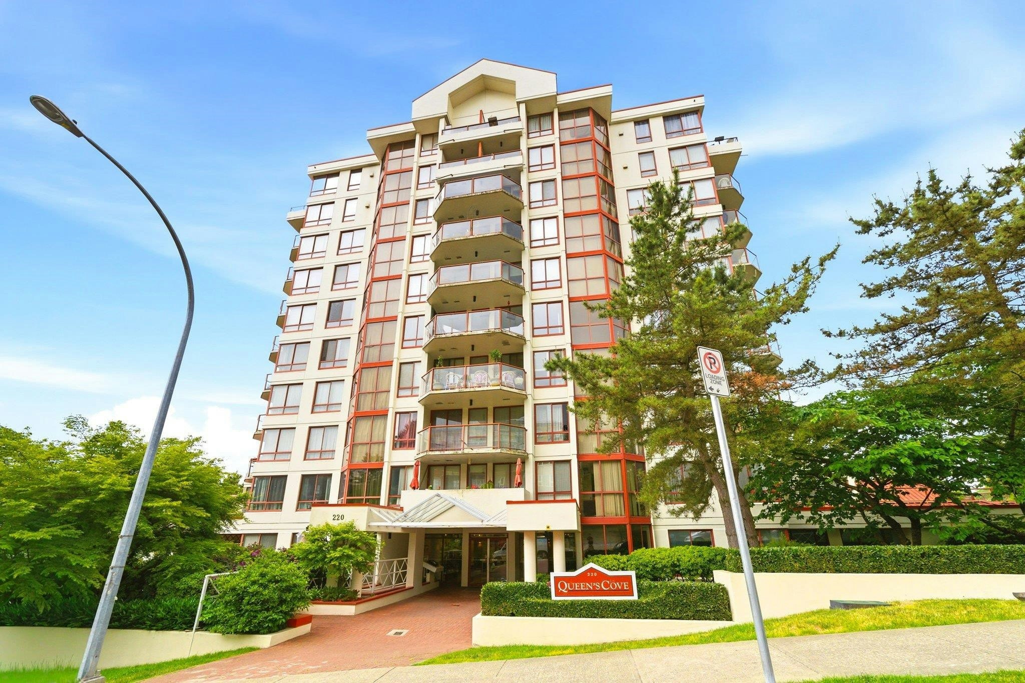 904-220 Eleventh Street, New Westminster, BC, V3M 6N9