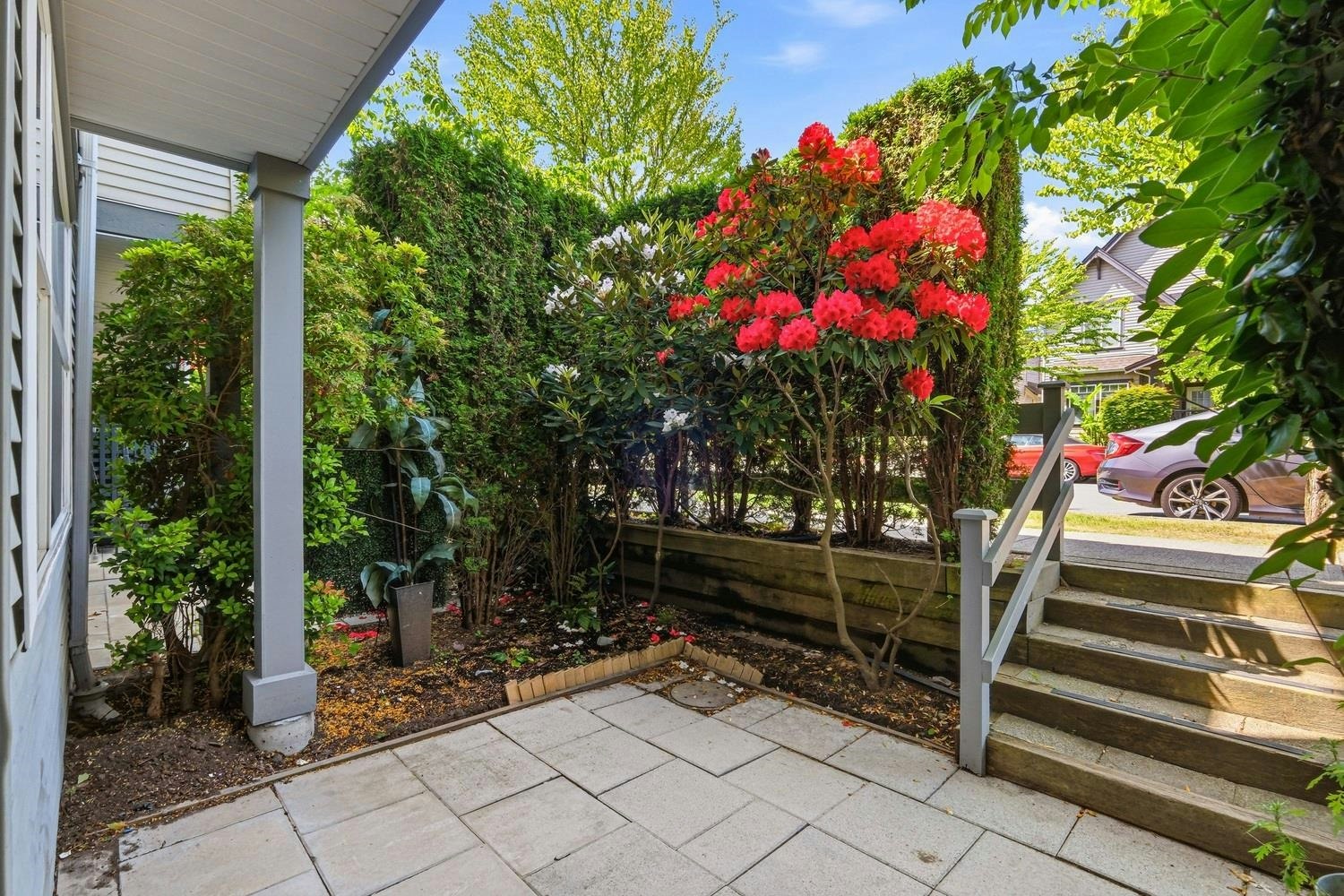 28-5900 Muir Drive - 5