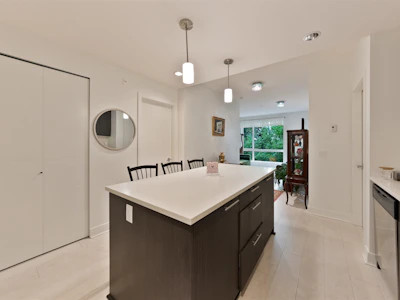 205-733 W 3rd Street - 2