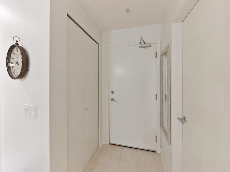 205-733 W 3rd Street, North Vancouver, BC, V7M 0C8 - 24