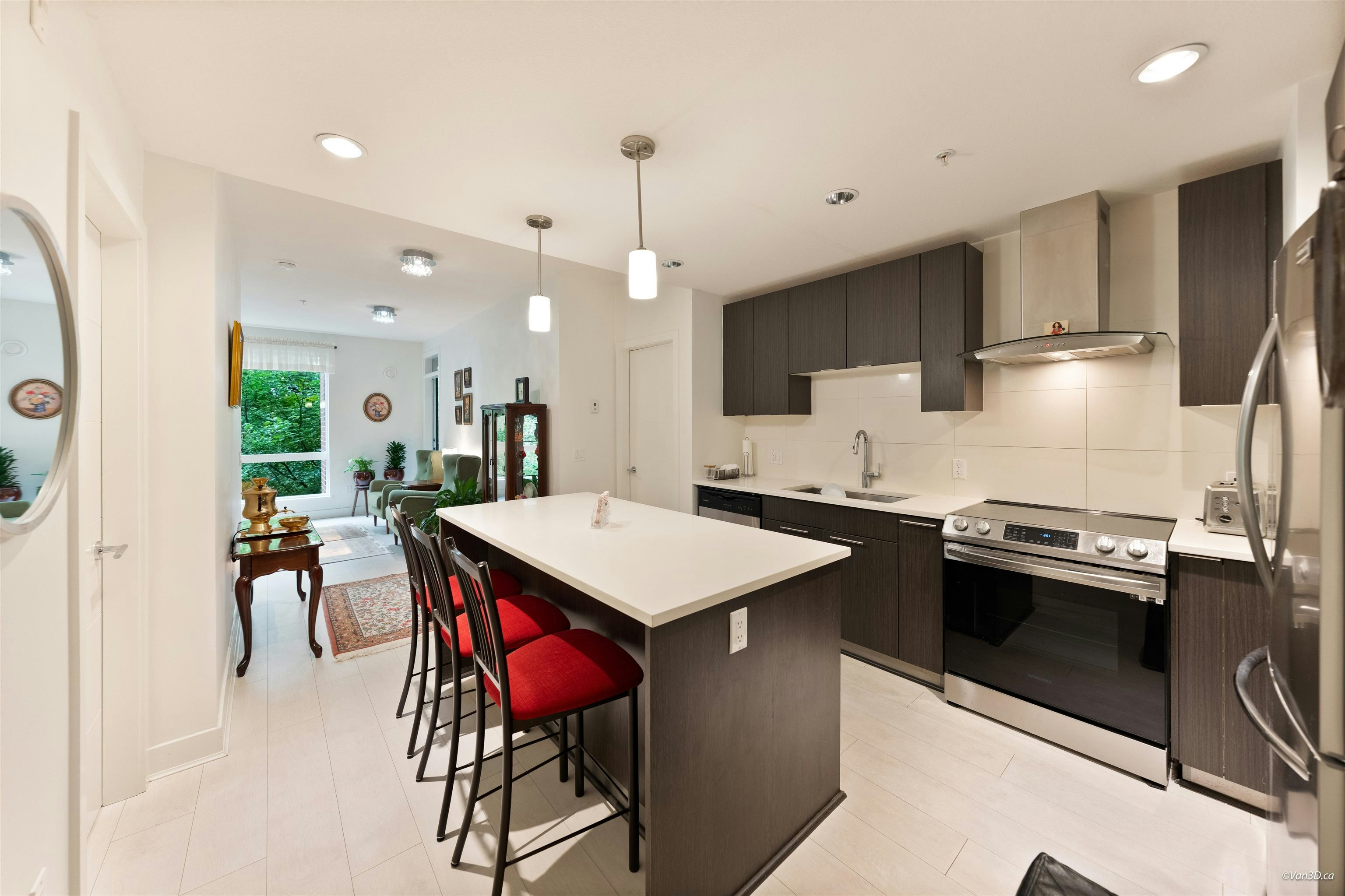 205-733 W 3rd Street, North Vancouver, BC, V7M 0C8 - 7