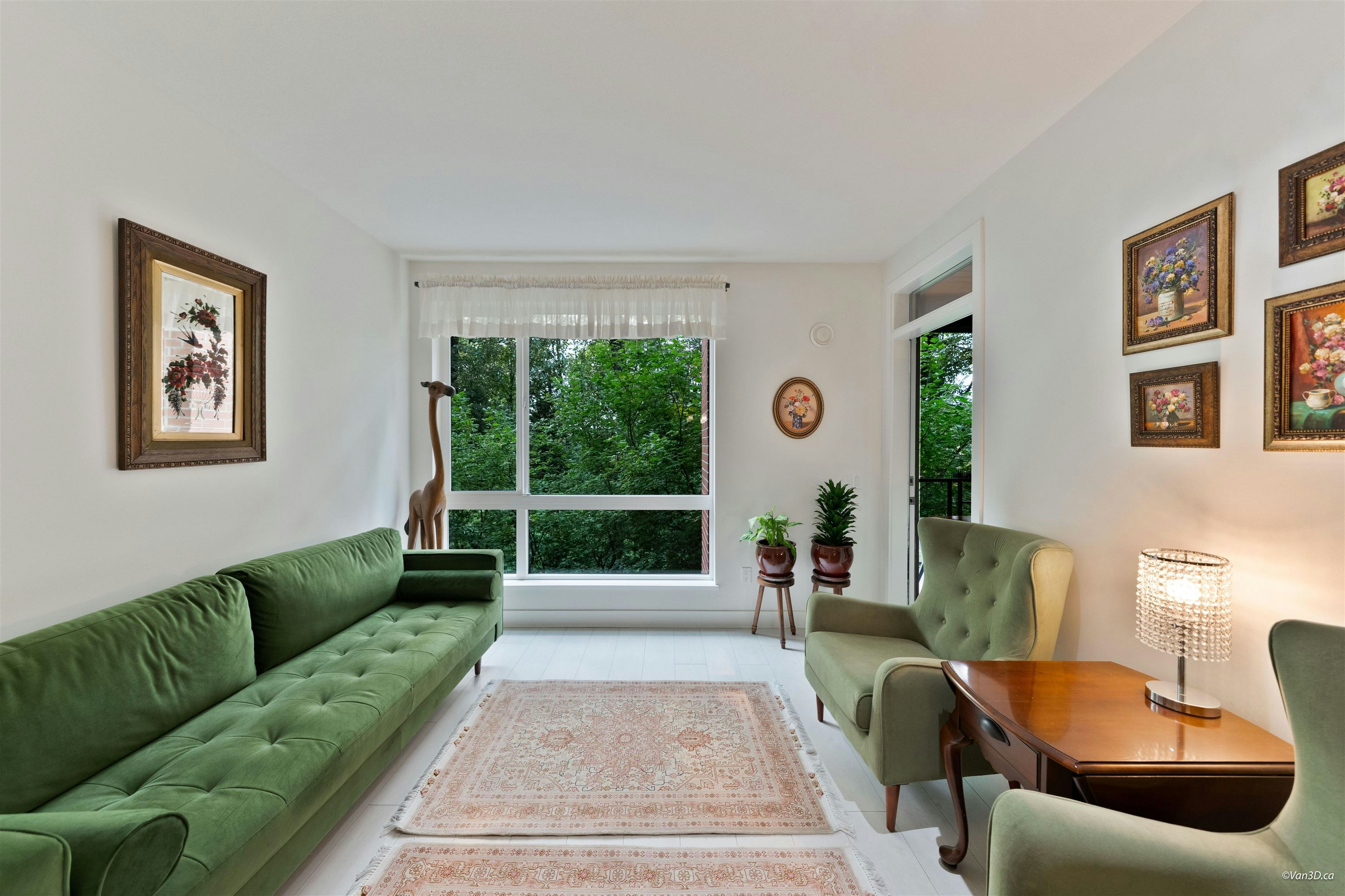 205-733 W 3rd Street - 4