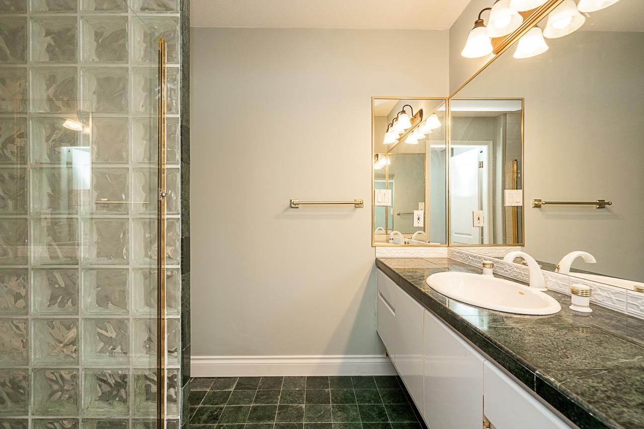 1496 Johnson Street, Coquitlam, BC, V3E 2T1 - 29